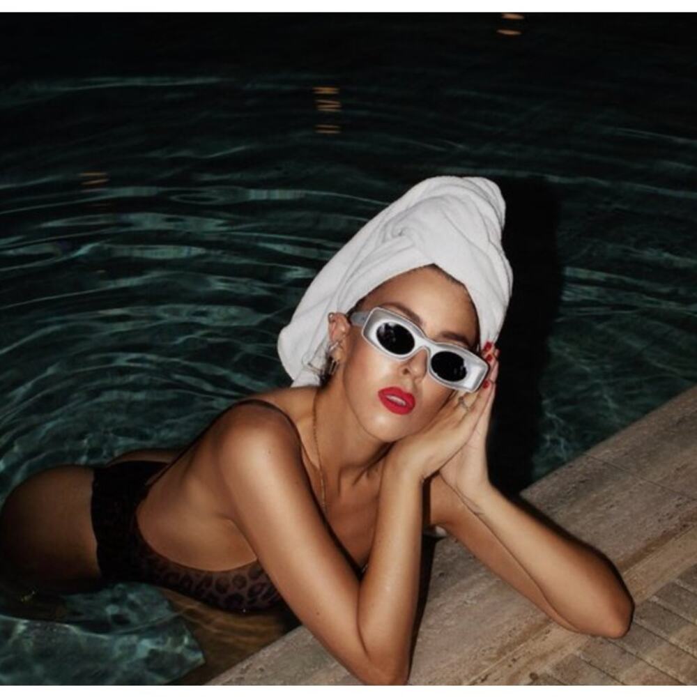 NEW Loewe LW40033I Paula's Ibiza Sunglasses in Iridescent